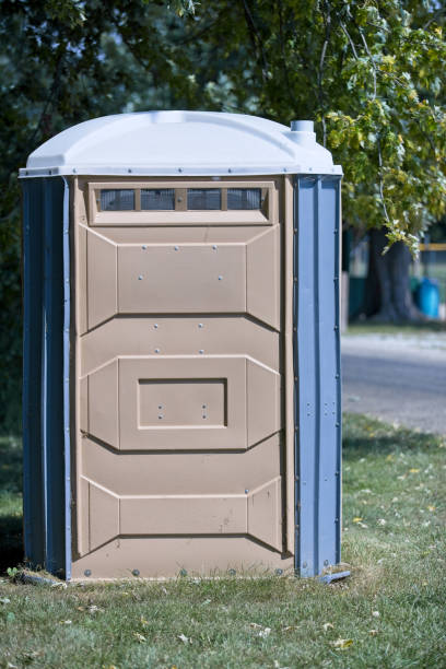 Best Portable restroom trailer rental  in Farmingville, NY