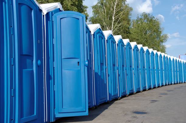 Best Portable restroom trailer rental  in Farmingville, NY